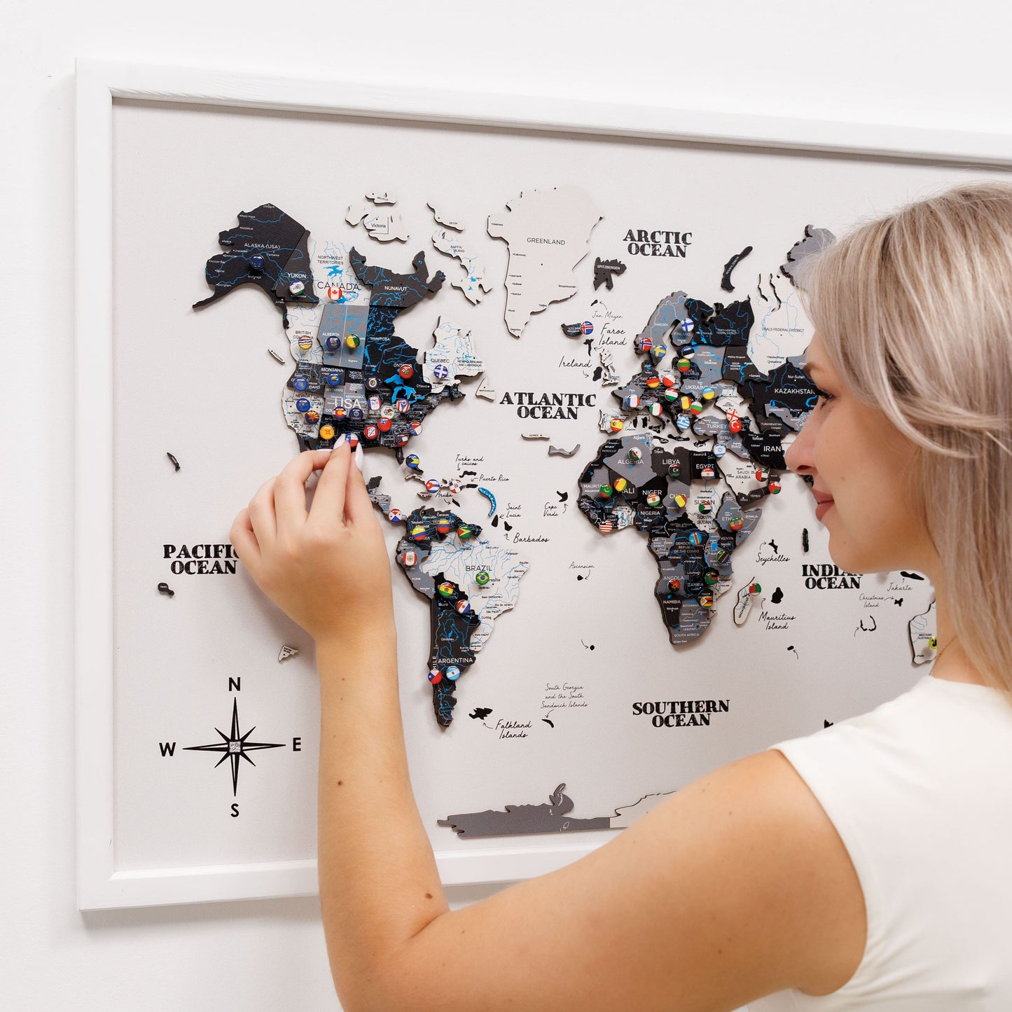 3D Wooden Panel World Map - Nordik